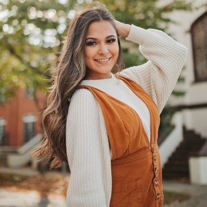 Meet your Posher, Stephanie